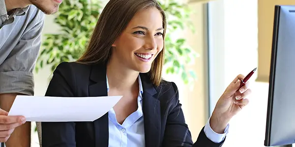 Das Bild zeigt Urlauber am Strand - Leistungen. ID1285308