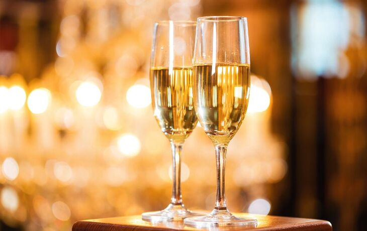 Zwei Sektgläser