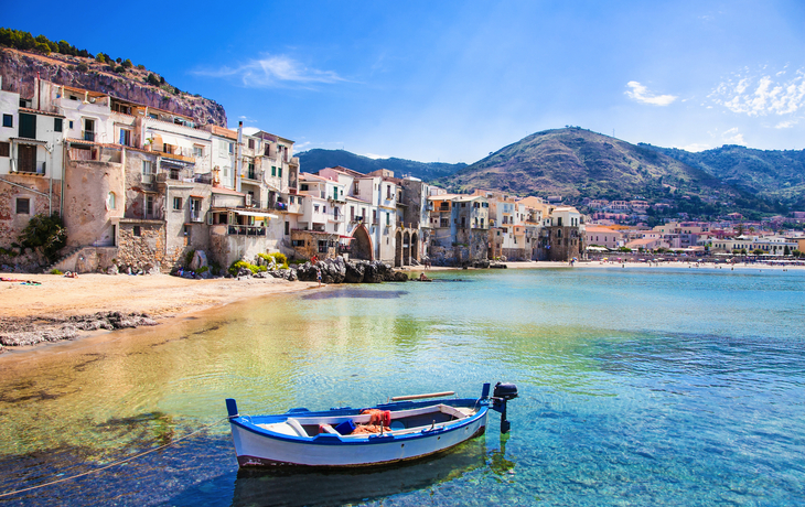 Cefalu, Ferienort an der Tyrrhenischen Küste Siziliens