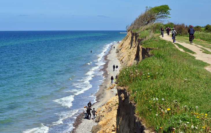 Radeln an der Steilküste von Ahrenshoop