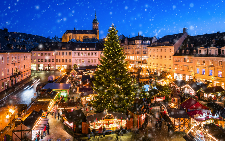 Weihnachtsmarkt in Annaberg-Buchholz im Erzgebirge, Deutschland