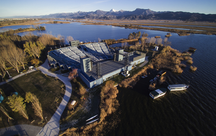 das Gran Teatro Puccini am Torre del Lago in Italien