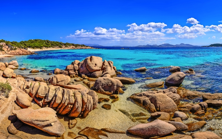 Schöne Meer Küste Panorama in Costa Smeralda,Sardinien