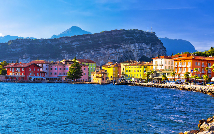 Torbole in der Provinz Trentino am Gardasee, Italien