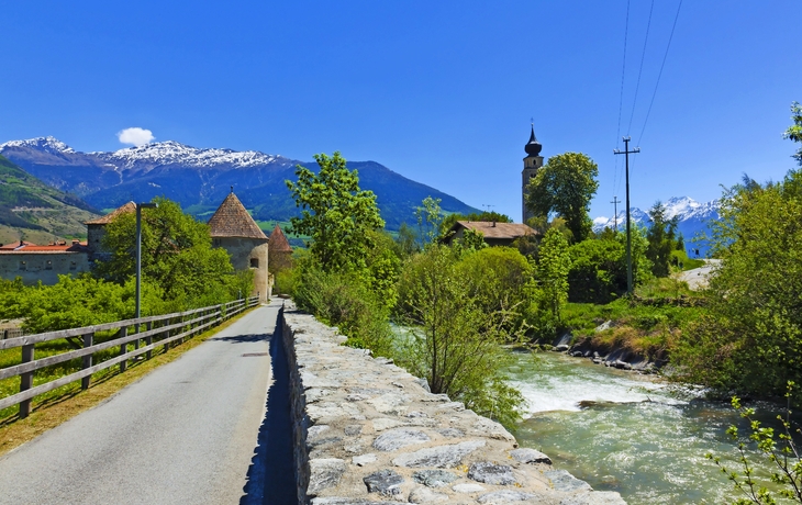 Südtirol- Impressionen, Altstadt, Glurns im Vinschgau, (Stadtmauer)