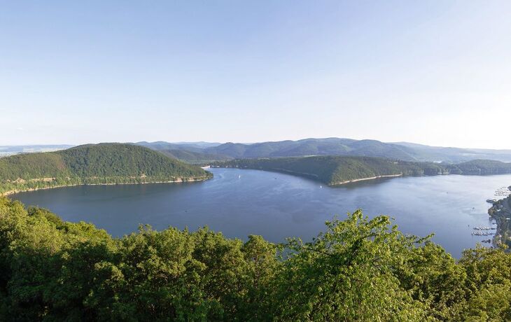 Edersee Deutschland hochauflösende Panoramabild