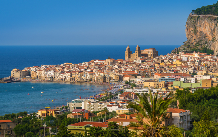Cefalù im Sommer