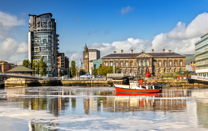 The Custom House und Fluss Lagan in Belfast