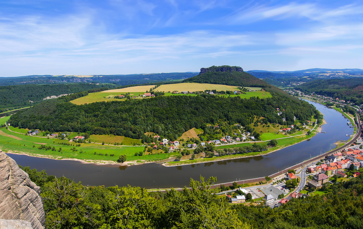 Aussicht von der Festung Königstein über das Elbtal zum Lilien