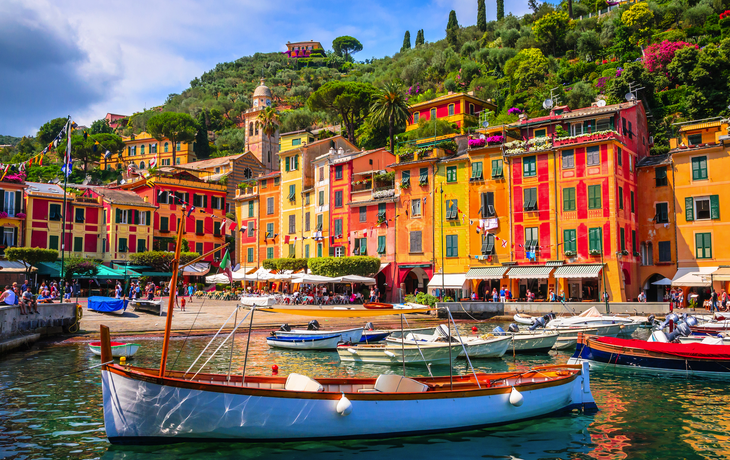 Bucht mit bunten Häusern in Portofino